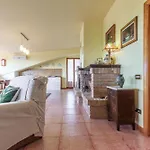 Italian Experience-villa Rosso Corbezzolo Villa *