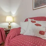 Italian Experience-villa Rosso Corbezzolo Villa *
